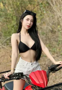 arayasu-wannachote-Bikini-Black