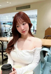 Koyoi-Conan-White-zeeds