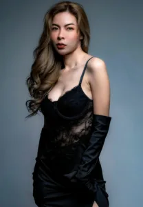 namnueng-theyvika-sexy-Black