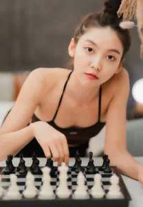 mina-ChopKinKhaiTom-kadan-game