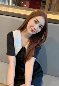 pas-praphatsorn-Black-Whites