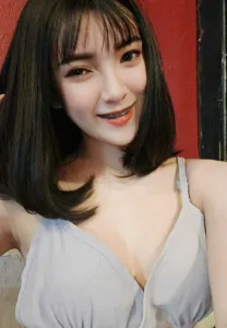 Thipmani-Sihapanya-jees