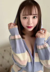 Ogura-Yuna-yoyo-room